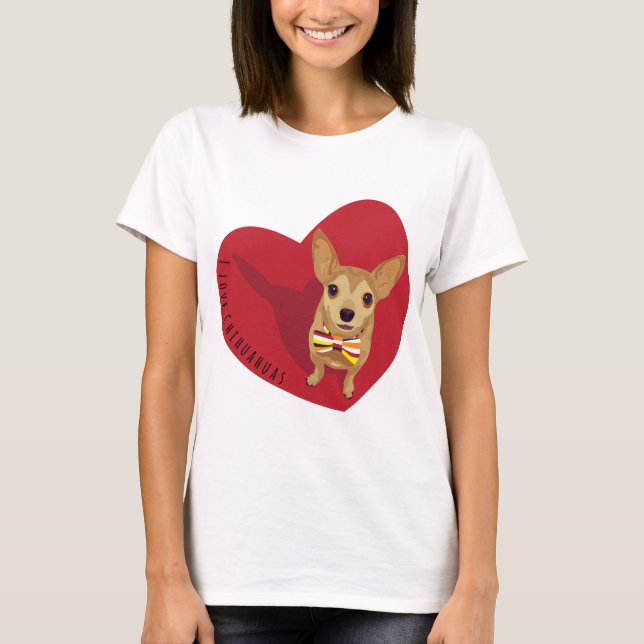 Tan Chihuahua med en bågslips i ett rött hjärta Tee Shirt (Framsida)