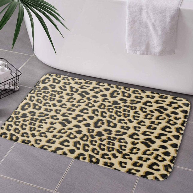 Tan Leopard Print Badrumsmatta (Tan Leopard Print Bath Mat by Looly Elzayat
)