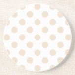 Tan polka dots underlägg sandsten<br><div class="desc">Tan polka dots på vit bakgrund</div>