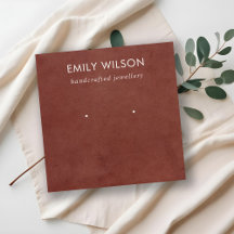 TAN RED LEATHER STRUKTUR STUD EARRING VISNING CARD