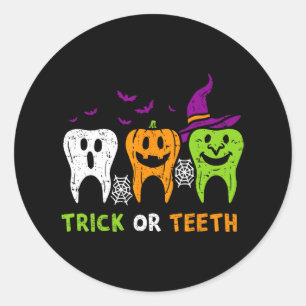 Tand- eller tjugonfjälltandad Halloween-dentis Runt Klistermärke