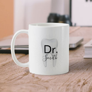 Tand för tandläkarhygienist, tandassistent, vit ta kaffemugg