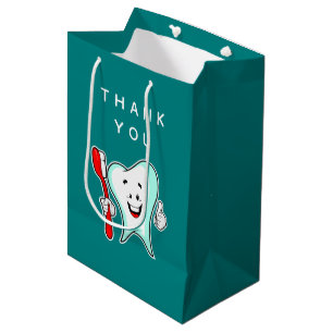 Tand för tandvård Lycklig med tandborste Tack