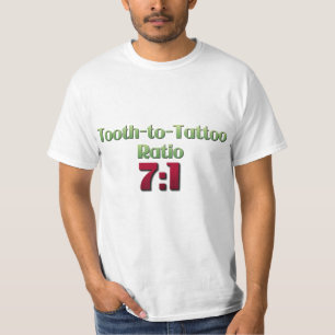 Tand som tatuerar förhållande t-shirt