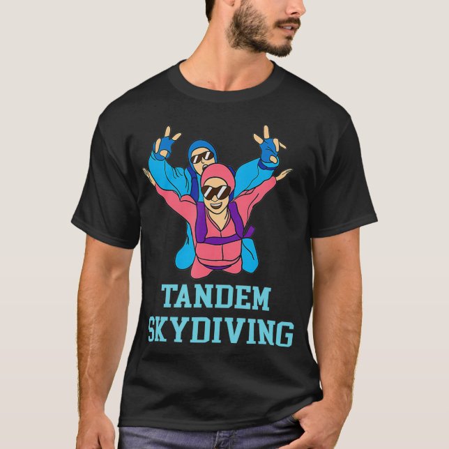 Tandem Skydiving Duo Parachuting Forformation Gift T Shirt (Framsida)