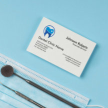 Tandläkare med vanlig Professionell doktor