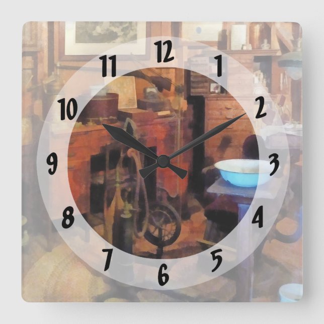 Tandläkarkontor med examen fyrkantig klocka (Framsida)