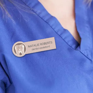 Tandtanddentist för tandvård vid  Ro Guld Namnbricka