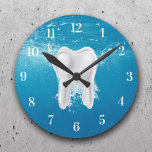 Tandtandskontor Vatten Blue Rund Klocka<br><div class="desc">Dentist 3D-tandtandläkarkåren Vatten Blue Clocks.</div>