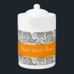 Tangerine Black Paisley<br><div class="desc">Tangerine orange accents on this black and white paisley - Vi har lämnat allt bilder som används i det här designanpassadet - Du kan spela med dem till dina hjärtan innehåll- Klicka på orangen Anpassa detta och markera den bild du vill ta bort, ändra storlek på eller rotera - ha...</div>