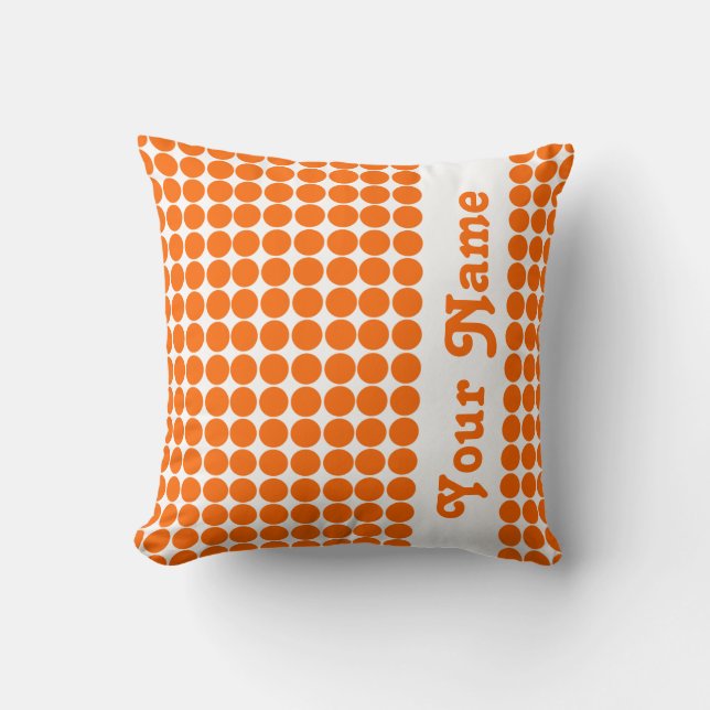 Tangerine Safari Dots med anpassningsbar text Kudde (Framsida)