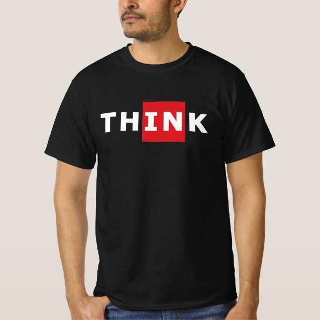 Tänka utanför lådan t shirt (Framsida)