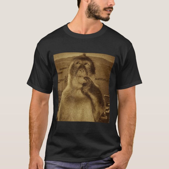 Tänkande apa meme vintage retro  t shirt (Framsida)