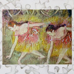 Tankar böjda av Edgar Degas, Ballet Art Pussel<br><div class="desc">Dansers Bending Down (1885) av Edgar Degas är en bra-målning för vintage som ger två ballerinas som böjs över under ett föredrag. Flickorna är klädda i vackra tutus som liknar blommor. Om konstnären: Edgar Degas (1834-1917) betraktas som en av imperialismens grundare, även om han föredrog realism och kallades realist. Degas...</div>