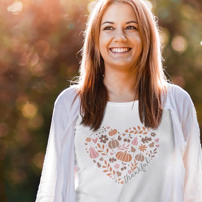 Tänkhjärtgrafik i Säsong T Shirt (Skapare uppladdad)