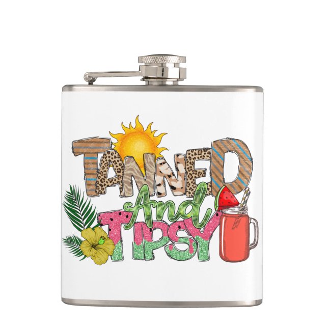 Tannad och tipsy | Roligt Sommardesign Party Fickplunta (Framsidan)
