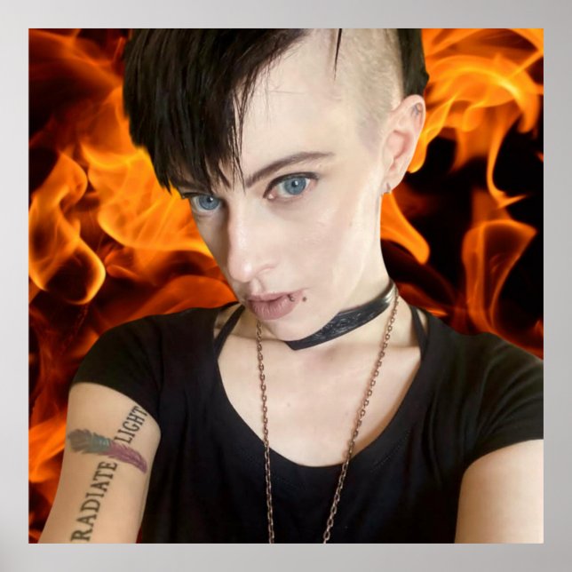 Tara Shannon Fire Poster (Framsidan)