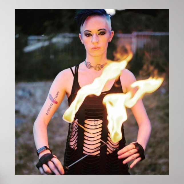 Tara Shannon Poster (Framsidan)