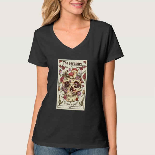 Taratcard The Gardener  Mystical and Whimsical T Shirt (Framsida)