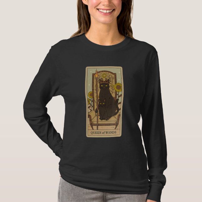 Tarot Card Queen Of Wands And Cat Cosmic Graphic C T Shirt (Framsida)