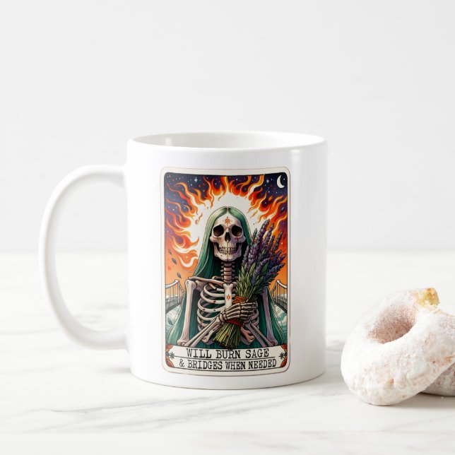 Tarotkort för "Burn Sage & Bridges Vid behov" Kaffemugg (Med munk)