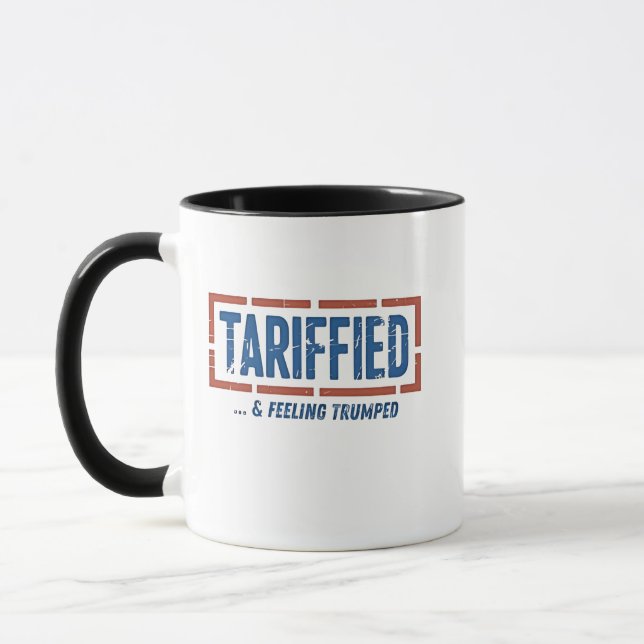 Tarrfied & Feeling Trumped Funny Anti Trump Mugg (Vänster)