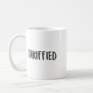Tarrifierad Tariff-ierad Trump Anti Tariff Skrämd Kaffemugg