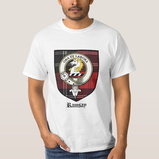 Tartan för emblem för Ramsay klanvapensköld T Shirt (Framsida)