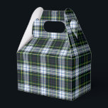 Tartan Play Klan Gordon White Grönt Party Presentaskar<br><div class="desc">Fyll i dina presentbehov med den här söta plaid-klan Gordon tartan mönster Favor box för alla speciella tillfällen,  inklusive födelsedagar,  årsdagar,  helgdagar</div>