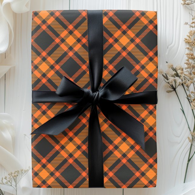 Tartan Rutigt Svart Och Orange Halloween Mönster Presentpapper (Skapare uppladdad)