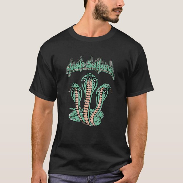 Tash Merch Snakes Art Gifts T Shirt (Framsida)