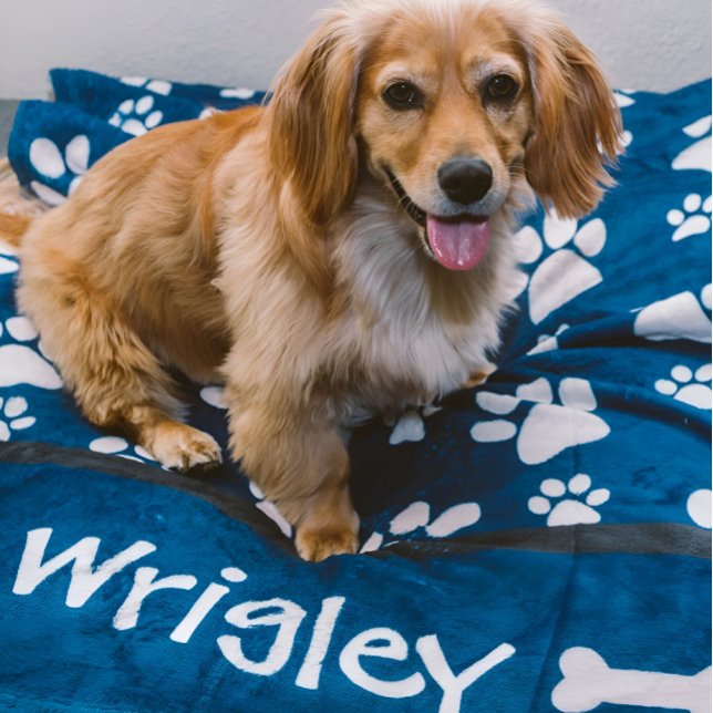 Tass avtryck för liten flotta Hund Blanket Personl Fleecefilt (BEST DOG GIFT EVER! Personalized cozy dog blankets. Select your fave color and add your pups name.)