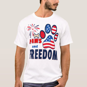 "Tass och frihet — Patriotisk hundälskare 4:e juli T Shirt