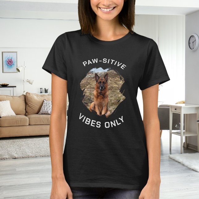 Tass-sitiva vibes endast hund fotosvart t shirt (Skapare uppladdad)