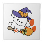 Tass-some Witch in Training - Cute Halloween Hund Kakelplatta<br><div class="desc">Den här snygga Halloween-designen har en snygg vit hund med en häxhatt, som flyger på en bom med tass avtryck och gnistor. Perfekt för hundälskare, häxaktiga vibes och kawaii fläkt! Minnessäsong på ett lekfullt sätt med denna "Tass-some Witch in Training"-design - underbar för klistermärken, t-shirts, magnet, tote bags med mera....</div>