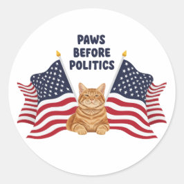 Tassar före Politik - Patriotic Cat Sticker Runt Klistermärke