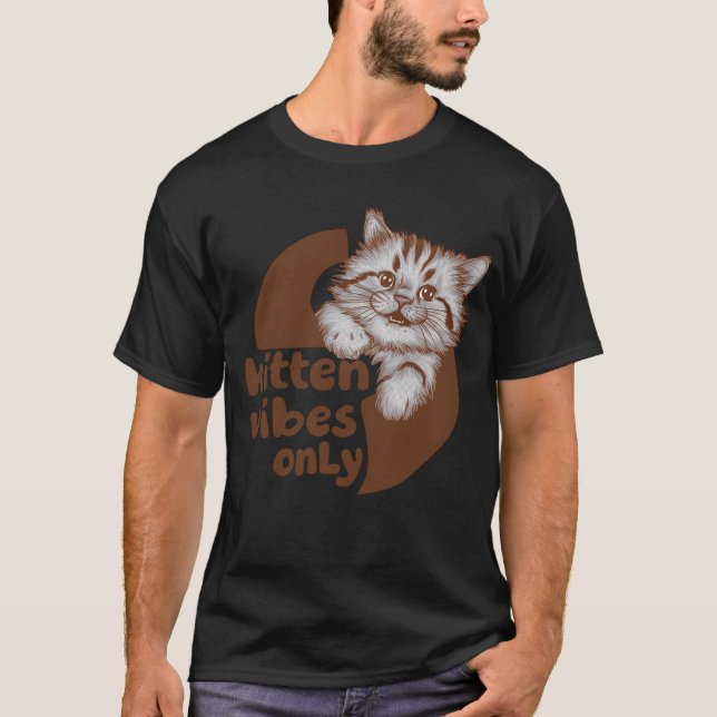 Tassar Up National Cat Day T-Shirt (Framsida)