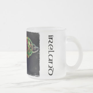 Tasse, keltischer Knoten, Irland, bunt Frostad Glasmugg