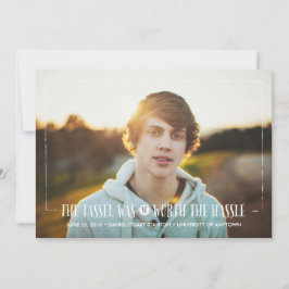 Tassel värd Hassle i White Grad Announcement Inbjudningar