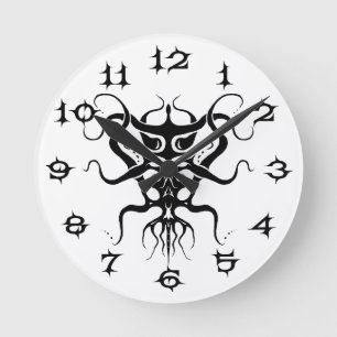 Tattodesign för främmande arter - svart rund klocka