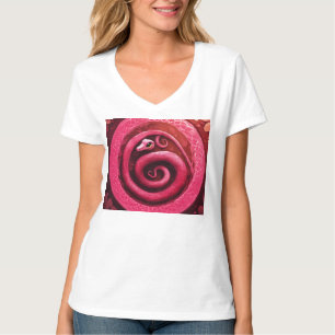 Tattodesign för kraftfulla drakar - Styrkesymbol. T Shirt