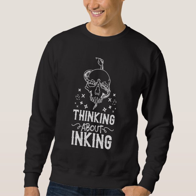 Tatueringkonstnär som funderar på att tatuera 2 lång ärmad tröja (Framsida)