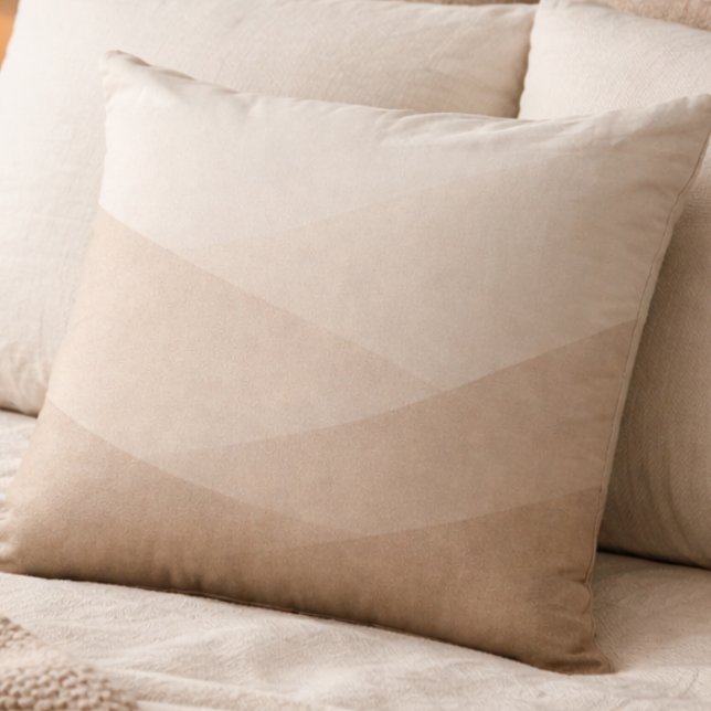 Taupe Elfenbensskymning Kastkudde Kudde (Soft taupe flowing into ivory brings gentle contrast and quiet depth to neutral living spaces)