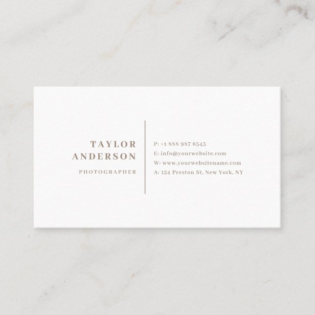 Taupe Modern Serif Typography-minimalistisk Visitkort (Framsida)