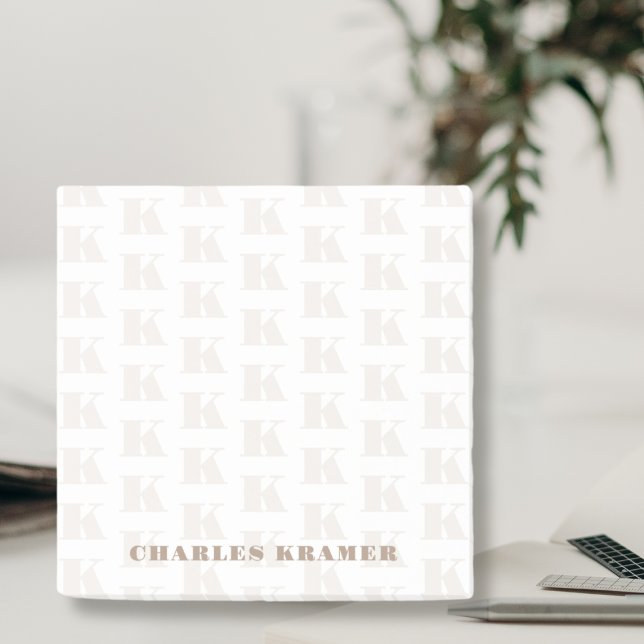Taupe White Minimum Bold Monogram Initial Brev Post-it Block (Skapare uppladdad)