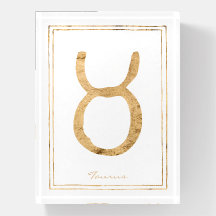 Taurus hammered guld stilized astrologisymbol