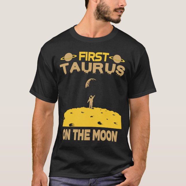 Taurus vid Måne T Shirt (Framsida)