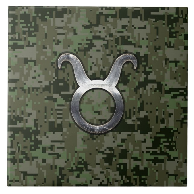 Taurus Zodiac-symbol på Grönt Digital Camouflage Kakelplatta (Framsidan)