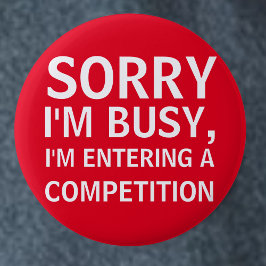 Tävlingstokig som deltar i tävlingar och tävlar knapp