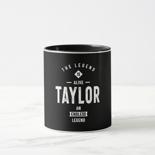 Taylor Personlig Namn Birthday Gift Mugg (Center)